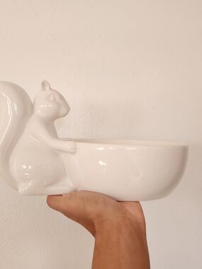 Squirrel Nut Bowl
